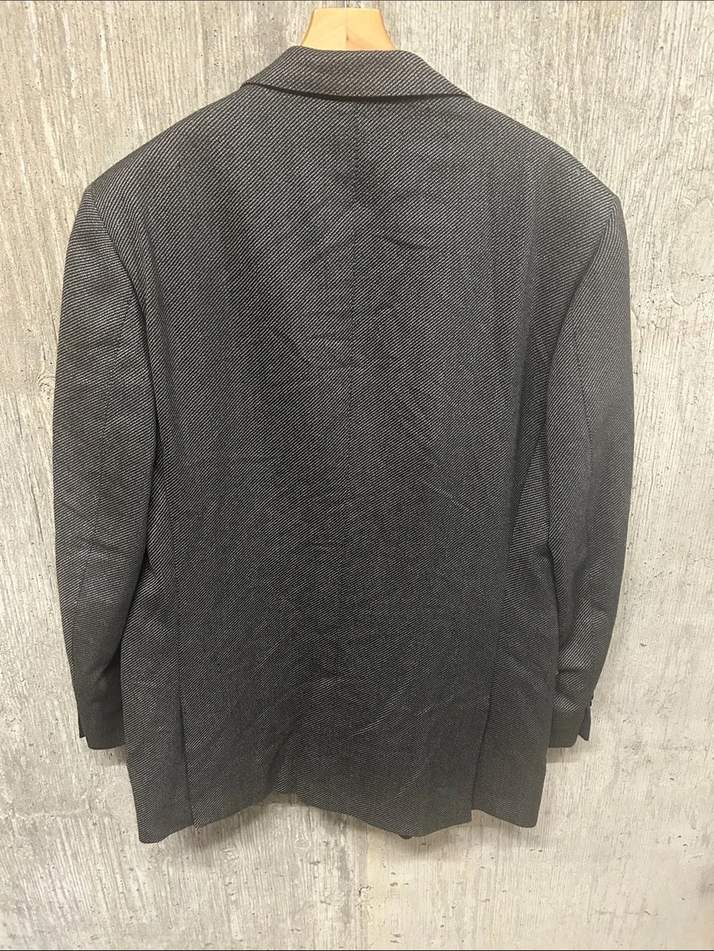 Jhane Barnes Charcoal Herringbone Sport Coat 100% Wool 42L